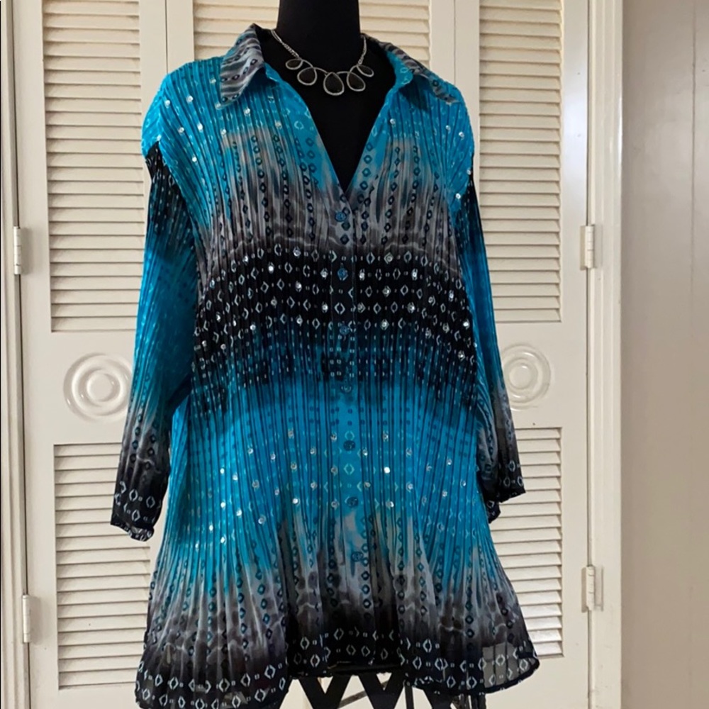 Turquoise and black sparkly top